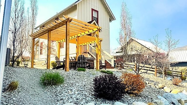 540 Porcupine Ln, Chelan, WA 98816 - view of property's community featuring stairs