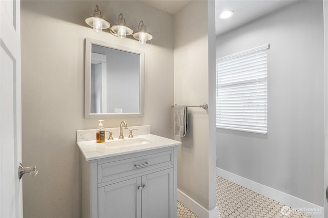 6 Pelican Pl SE, Moses Lake, WA 98837 - bathroom featuring baseboards and vanity