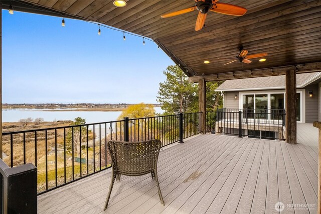 6 Pelican Pl SE, Moses Lake, WA 98837 - deck with a water view and a ceiling fan
