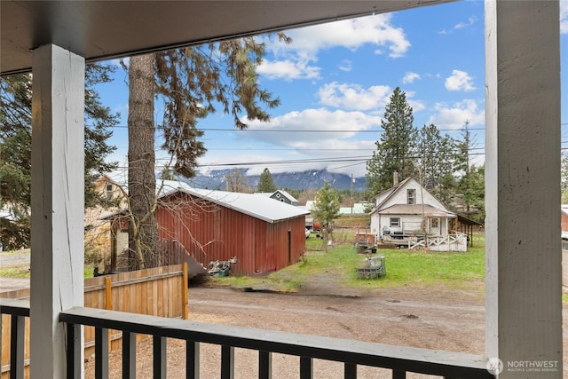 417 W 2nd St, Cle Elum, WA 98922 - view of yard with an outbuilding and fence