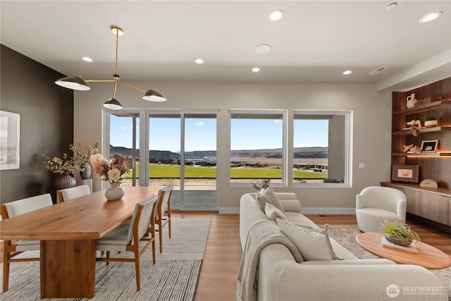 9604 Ridgeview Dr NW, Quincy, WA 98848 - living room featuring recessed lighting, light wood-type flooring, and baseboards