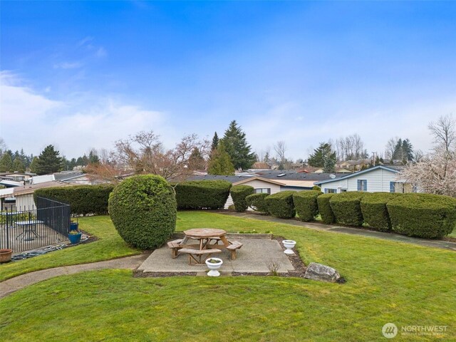 11436 SE 208th St Unit 33, Kent, WA 98031 - view of yard featuring fence and a patio area