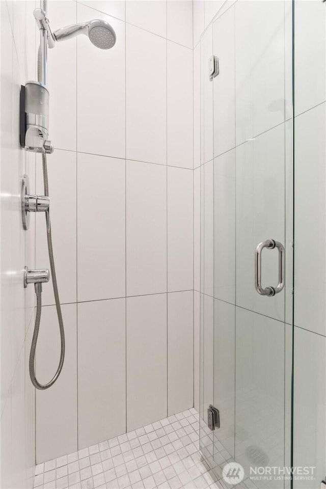 2620 SW Nevada St, Seattle, WA 98126 - full bath featuring a stall shower