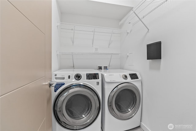 2620 SW Nevada St, Seattle, WA 98126 - clothes washing area featuring laundry area and separate washer and dryer