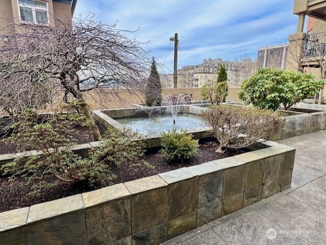 123 Queen Anne Ave N Unit 405, Seattle, WA 98109 - view of property's community