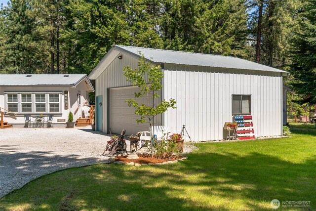 24502 Saddle St, Leavenworth, WA 98826 - detached garage with gravel driveway