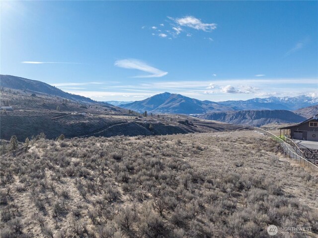 71 Corral Creek Dr, Orondo, WA 98051