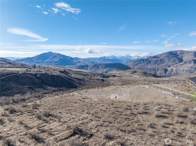 71 Corral Creek Dr, Orondo, WA 98051