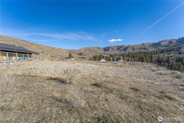 71 Corral Creek Dr, Orondo, WA 98051