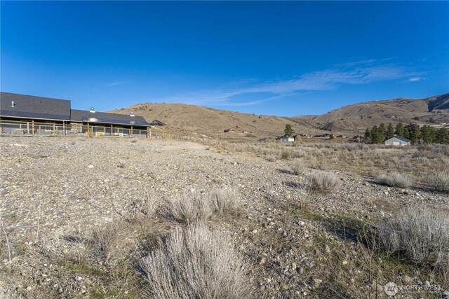 71 Corral Creek Dr, Orondo, WA 98051