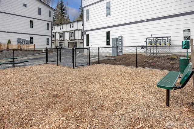 18717 68th Ave NE Unit 103, Kenmore, WA 98028 - view of community with fence