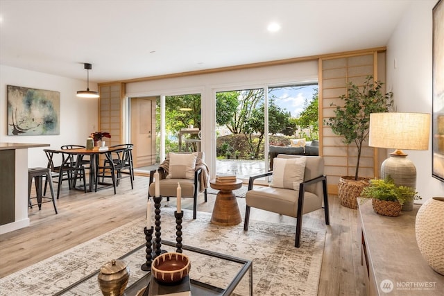 2501 Canterbury Ln E Unit 122, Seattle, WA 98112 - living area featuring light wood-type flooring