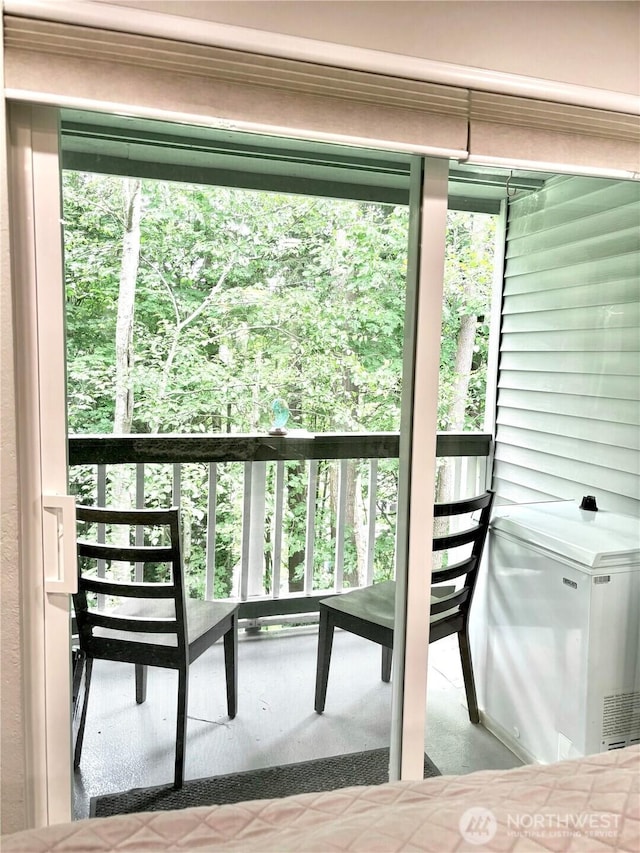 23321 Cedar Way Unit J204, Mountlake Terrace, WA 98043 - view of balcony