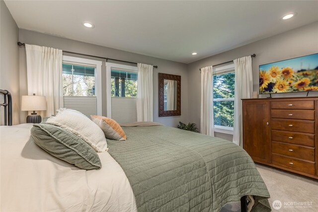 16005 SE Lake Holm Rd, Auburn, WA 98092 - bedroom featuring light colored carpet and recessed lighting