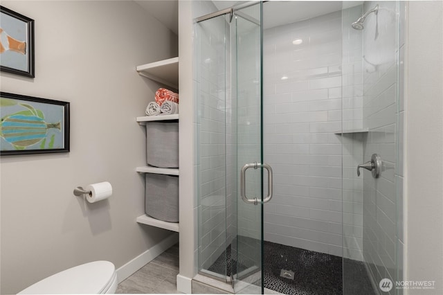 16005 SE Lake Holm Rd, Auburn, WA 98092 - full bath featuring baseboards, toilet, and a shower stall