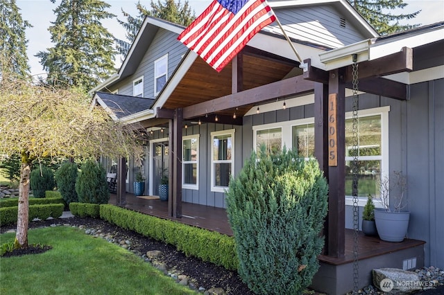16005 SE Lake Holm Rd, Auburn, WA 98092 - view of side of property featuring board and batten siding