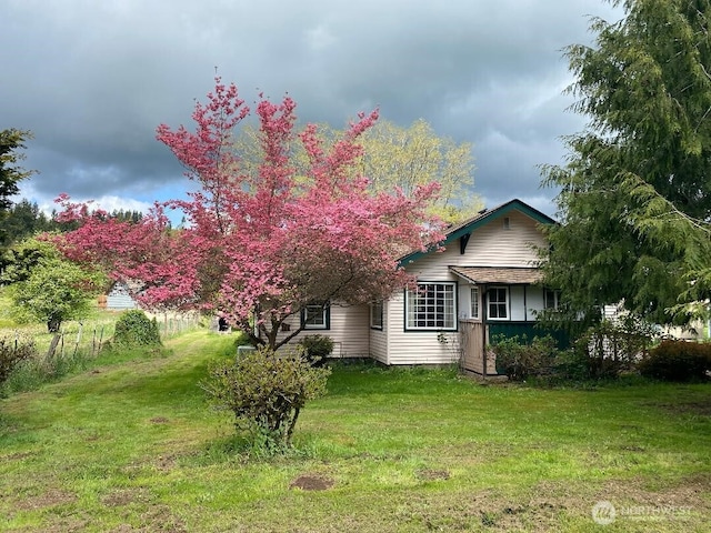143 Huntting Rd, Silver Creek, WA 98585 - back of house with a yard