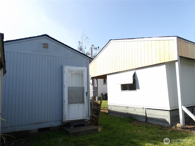 view of outdoor structure