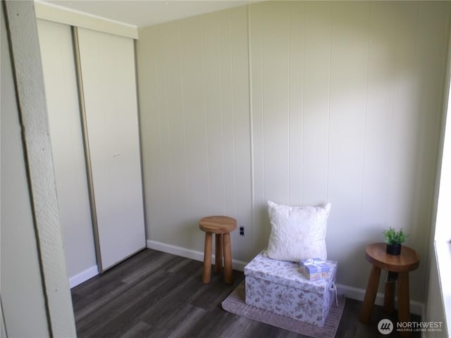 1308 263rd Pl, Ocean Park, WA 98640 - living area featuring wood finished floors and baseboards