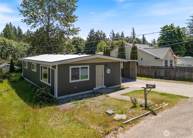 1209 Sherman Ave, Port Orchard, WA 98366 - single story home with concrete driveway