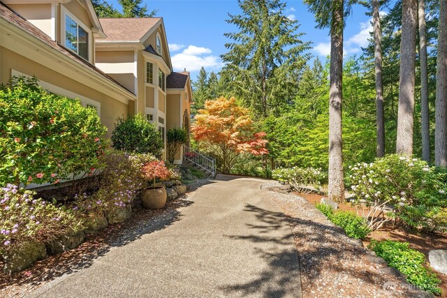 555 Hyak Dr, Fox Island, WA 98333 - photo 3