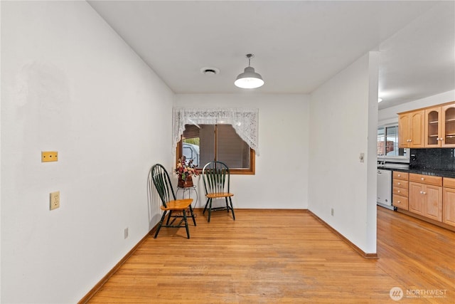 312 N Perry Ave, East Wenatchee, WA 98802 - sitting room featuring baseboards, light wood-style floors, and visible vents