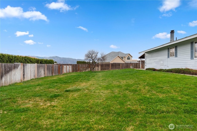312 N Perry Ave, East Wenatchee, WA 98802 - view of yard featuring a fenced backyard