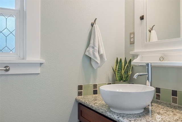 814 E Wright Ave, Tacoma, WA 98404 - bathroom with vanity