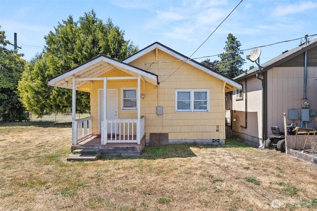 1330 Central Blvd, Centralia, WA 98531 - view of front of property with a front yard and crawl space