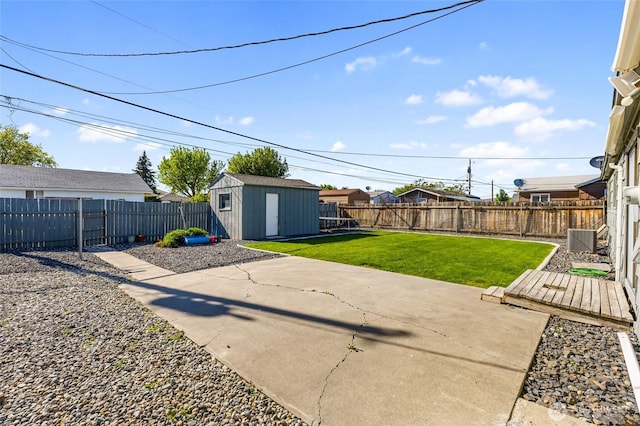 129 G St SE, Ephrata, WA 98823 - view of patio / terrace featuring an outdoor structure and cooling unit