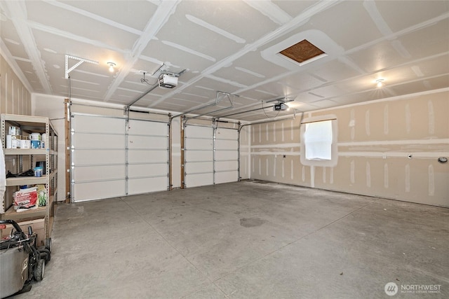 1140 Twin Lakes Rd, Cle Elum, WA 98922 - garage with a garage door opener