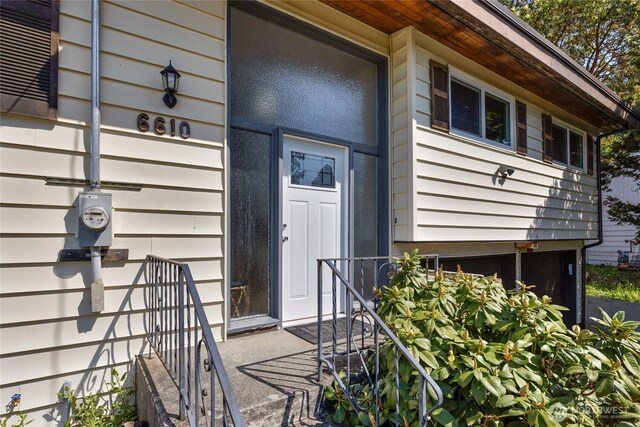 view of entrance to property