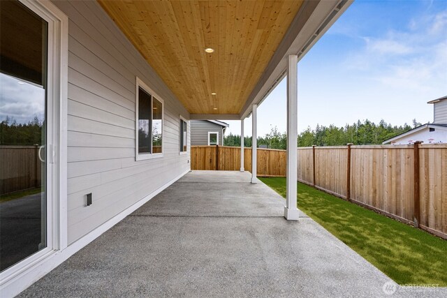 5941 Thornhill Ave SW Unit 291, Port Orchard, WA 98367 - fenced backyard with a patio