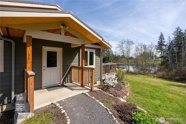 324 Gill Ln, Friday Harbor, WA 98250 - property entrance with a water view and a yard