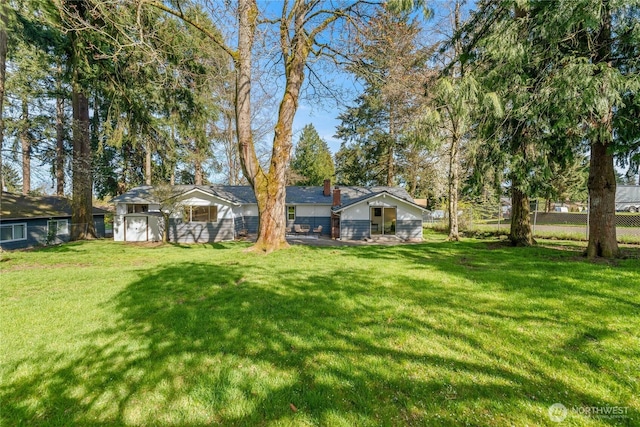 14207 6th Ave S, Burien, WA 98168 - view of yard with fence