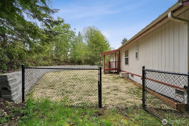 view of yard featuring fence