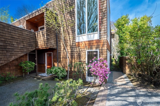 2312 W Crockett St, Seattle, WA 98199 - exterior space