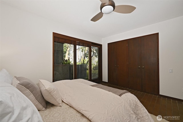 2312 W Crockett St, Seattle, WA 98199 - bedroom with a closet and ceiling fan