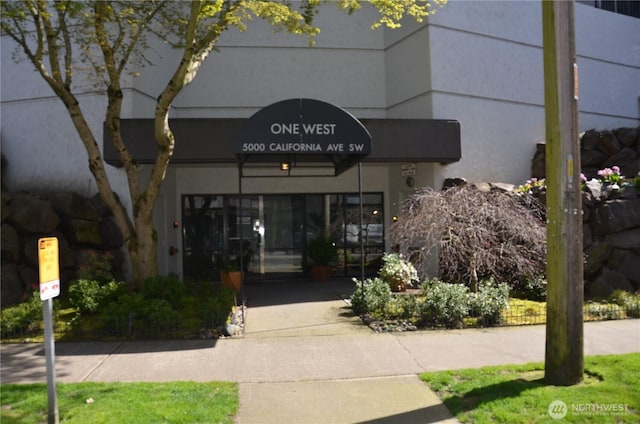 view of building exterior