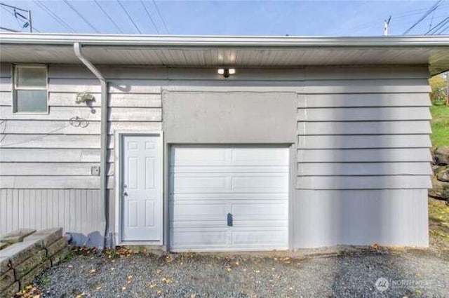 10601 55th Ave S, Seattle, WA 98178 - view of garage