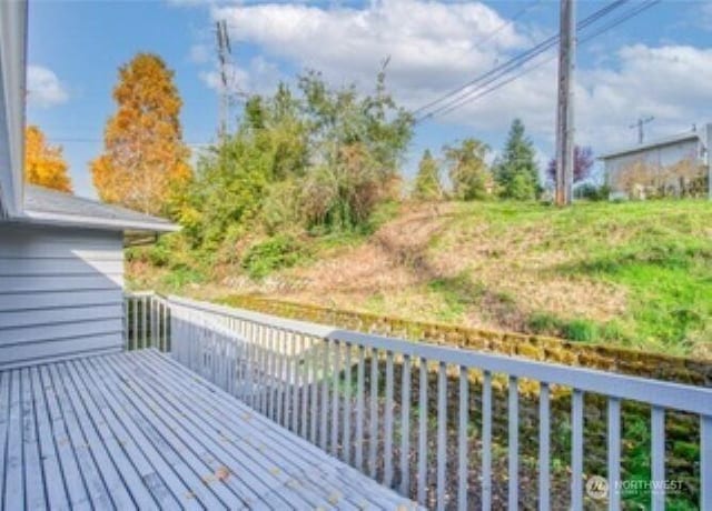10601 55th Ave S, Seattle, WA 98178 - view of wooden terrace