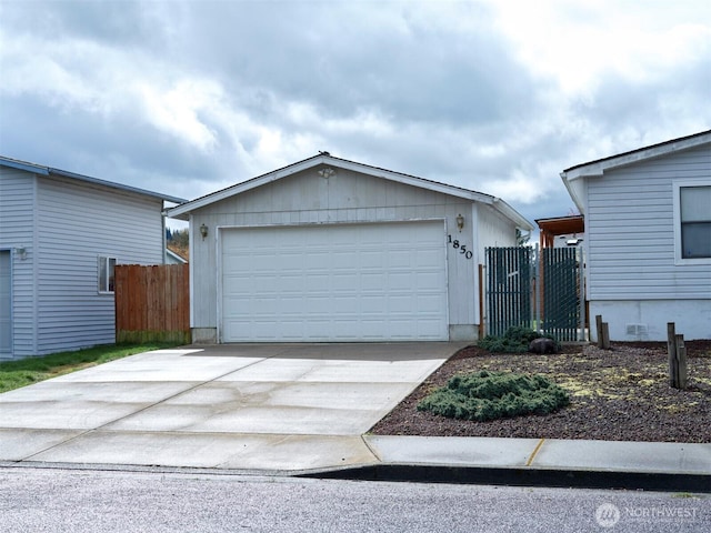 1850 Heartwood Dr, Woodland, WA 98674 - view of front of home with fence