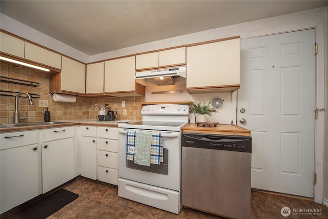 708 S Park Pl, Ellensburg, WA 98926 - kitchen with a sink, backsplash, dishwasher, white electric range, and under cabinet range hood
