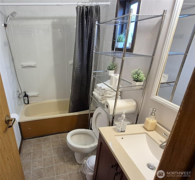 116 Galleon Loop NE, Ocean Shores, WA 98569 - full bath with shower / bathtub combination with curtain and vanity