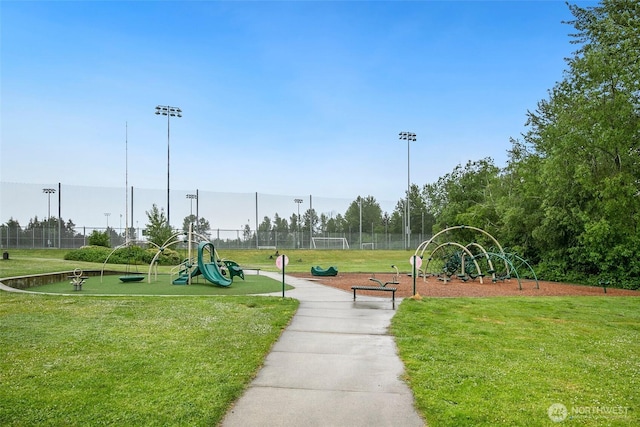 9423 18th Ave W Unit A, Everett, WA 98204 - view of community