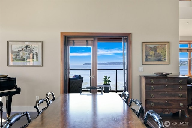 9535 Semiahmoo Pkwy Unit B305, Blaine, WA 98230 - dining space with baseboards