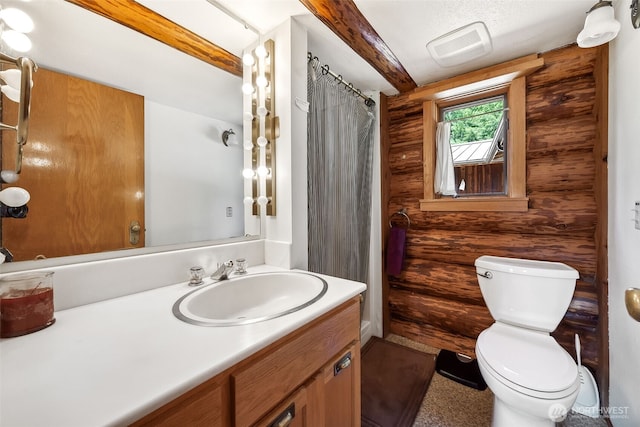 full bath featuring a shower with shower curtain, vanity, rustic walls, toilet, and visible vents