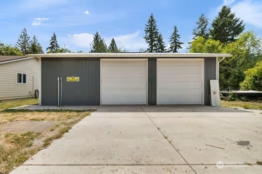 231 E Heights Pl N, Belfair, WA 98528 - view of detached garage