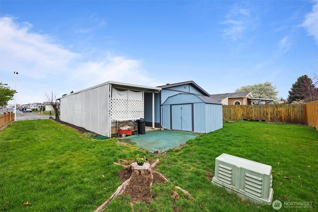 1340 Gloria Ln, Walla Walla, WA 99362 - view of shed with a fenced backyard