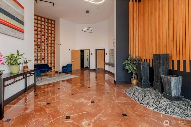 668S Lane St Unit 702, Seattle, WA 98104 - view of building lobby